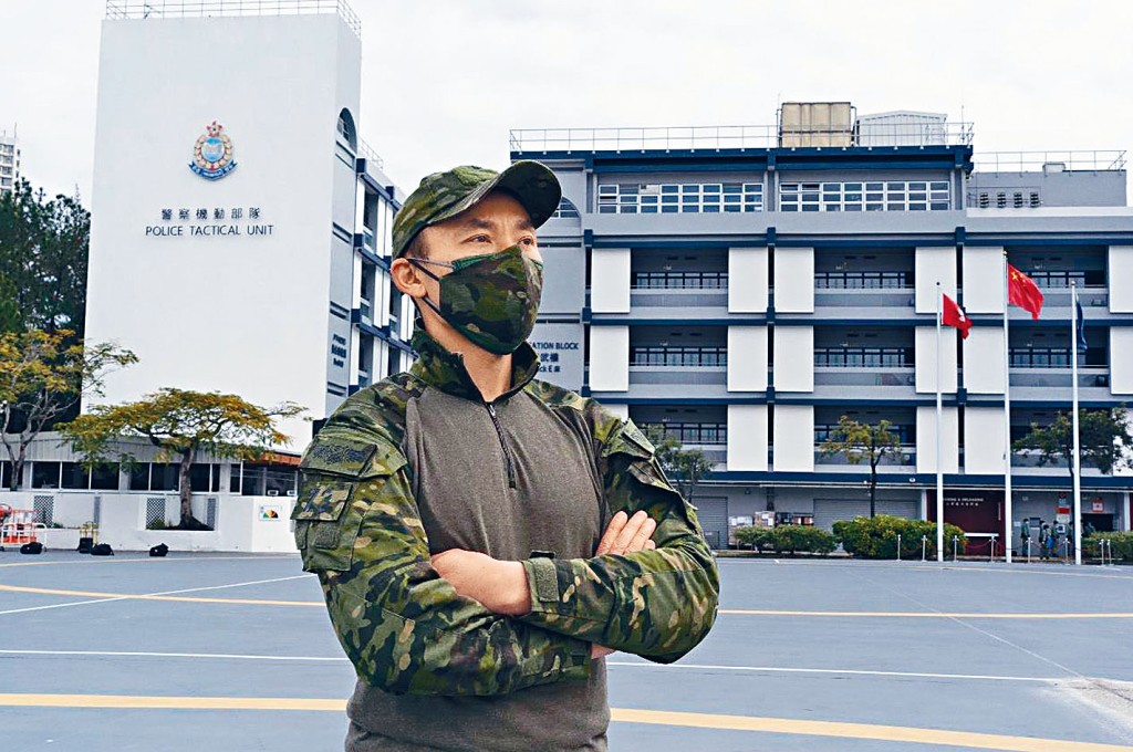 身兼特警遴選教官的「飛虎隊」攻擊隊隊長宇Sir，首度接受訪問，透露遴選特警的絕密細節。  