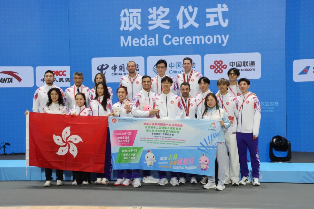 啟德第一天全運會劍擊賽,港隊先憑何思朗及佘繕妡各取一銀一銅共2面獎牌。徐嘉華攝 啟德第一天全運會劍擊賽,港隊先憑何思朗及佘繕妡各取一銀一銅共2面獎牌。徐嘉華攝