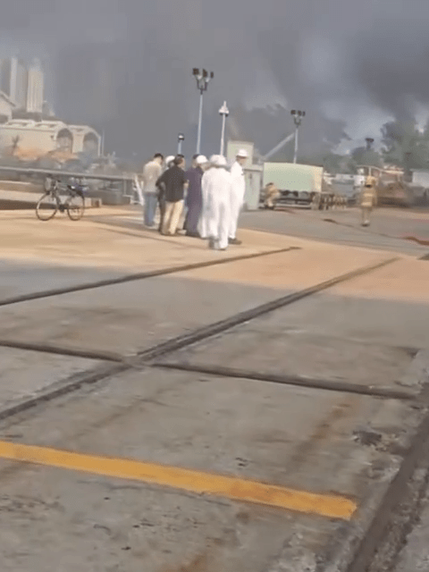 工人疏散至安全位置。FB：RadiantPanda849@車cam L（香港群組）