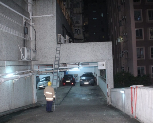 41歲女子西營盤墮樓亡。