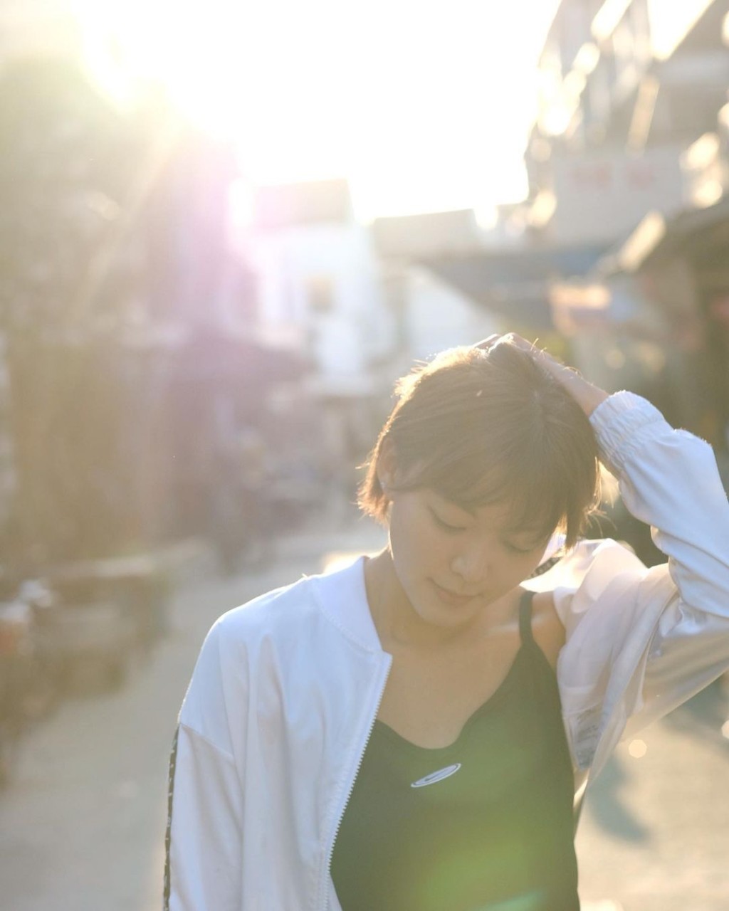 洪永城為女友拍打卡靚相當生日禮物。