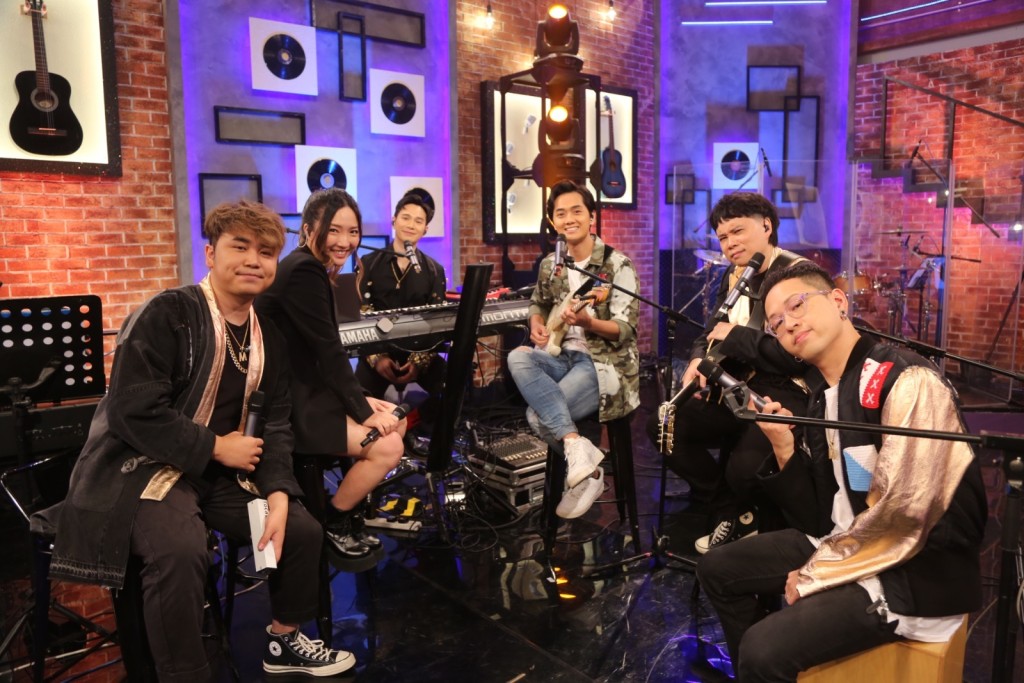 不過Fred卻被band友嘲「細」。