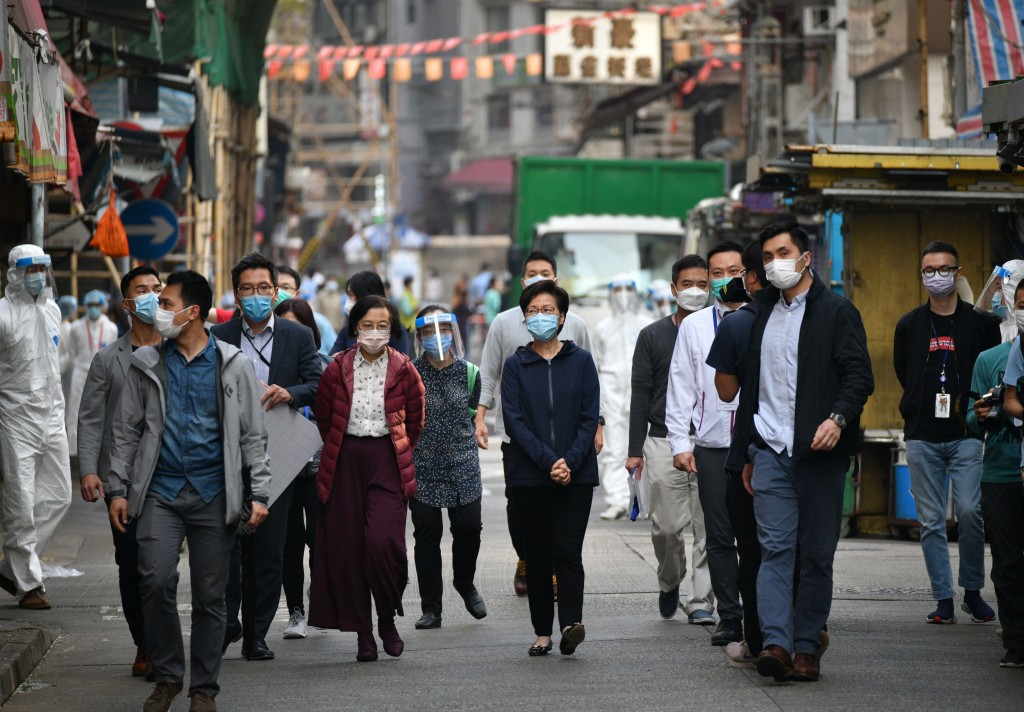 本地高官工作量不輕。資料圖片