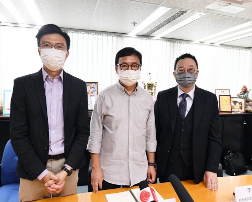 新思維召開記者會。