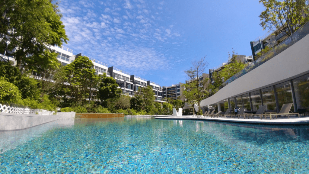 傲瀧花園特色戶3275萬沽，呎價約1.89萬。