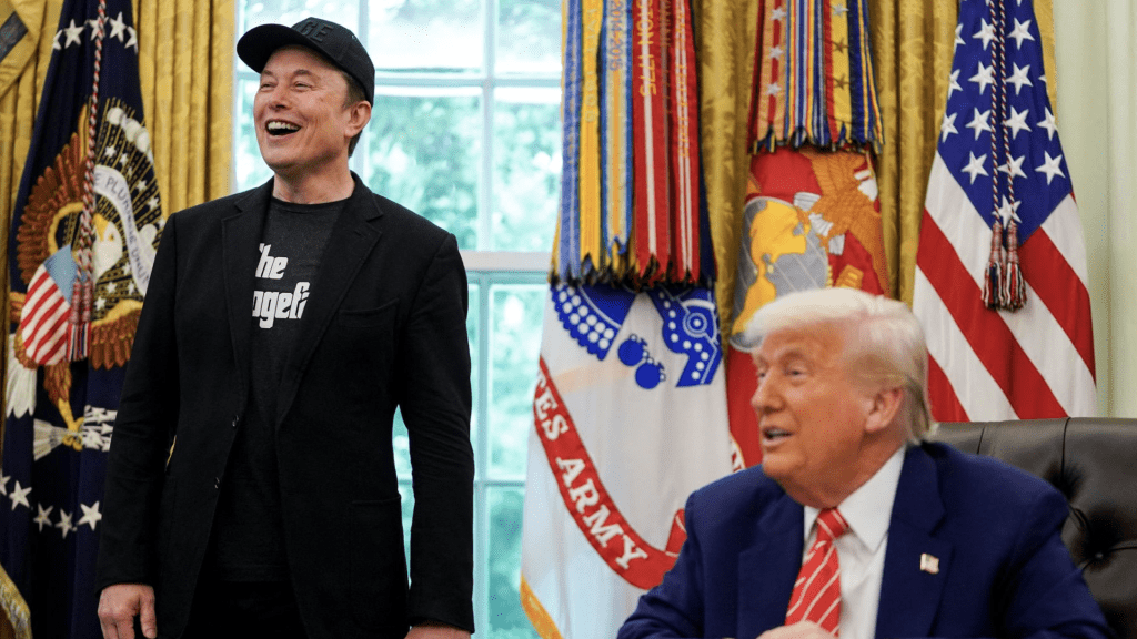 一個是世界首富,一個是全球最有權力國家元首之一,馬斯克與美國總統特朗普周四連環隔空駁火,震撼政商界。路透社 一個是世界首富,一個是全球最有權力國家元首之一,馬斯克與美國總統特朗普周四連環隔空駁火,震撼政商界。路透社
