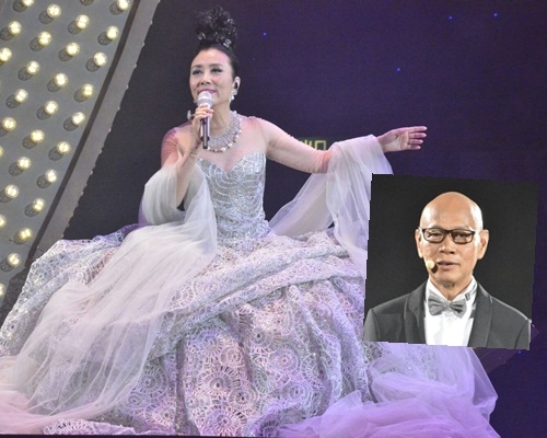 阿姐登場唱畢一曲後，家英哥就上場放閃。