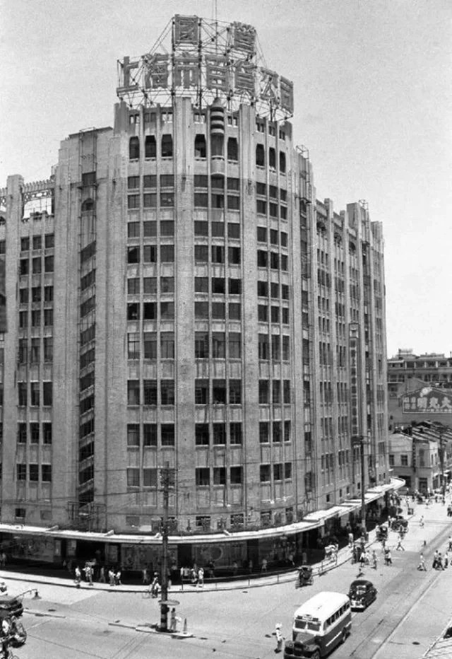 大新公司解放後改為上海第一百貨。小紅書＠神小孩2020