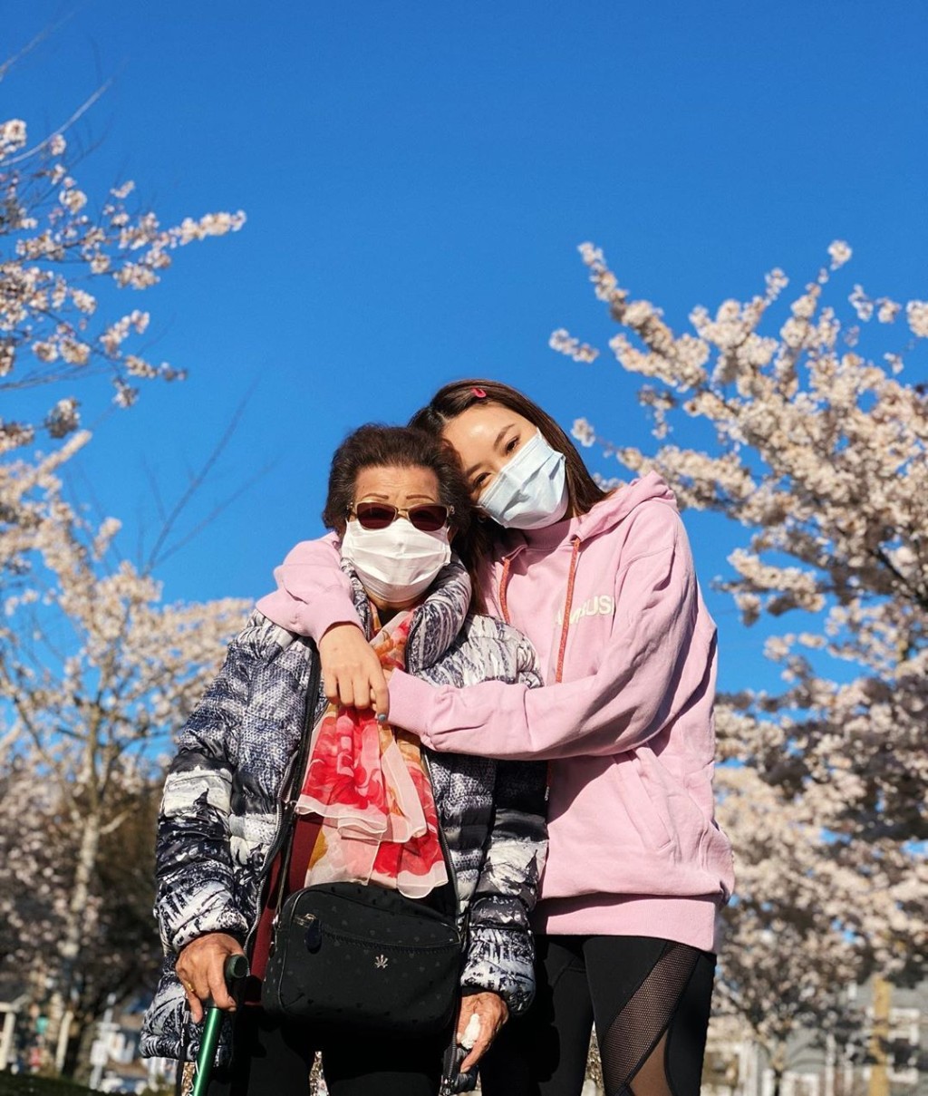 返加拿大三周探望最愛婆。