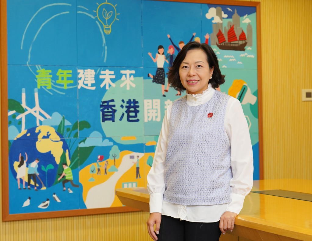 民政及青年事務局局長麥美娟。葉偉豪攝 民政及青年事務局局長麥美娟。葉偉豪攝
