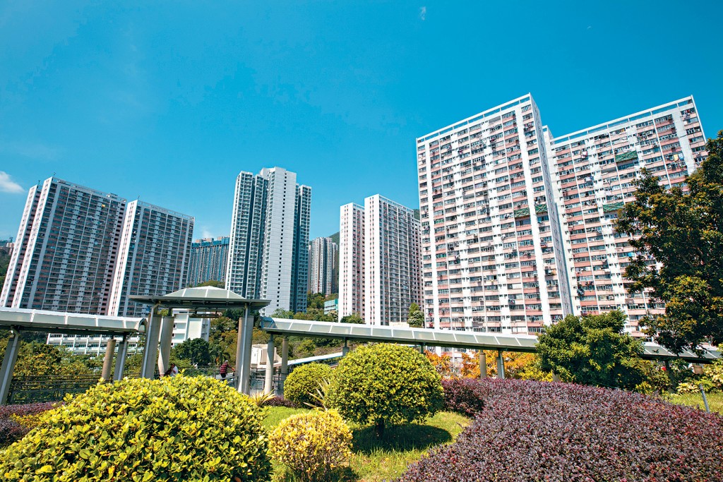 房委會打擊濫用公屋絕不手軟,公屋住戶需要每兩年申報居住情況及是否擁有香港住宅物業,而新一輪的申報周期剛於本月開始。