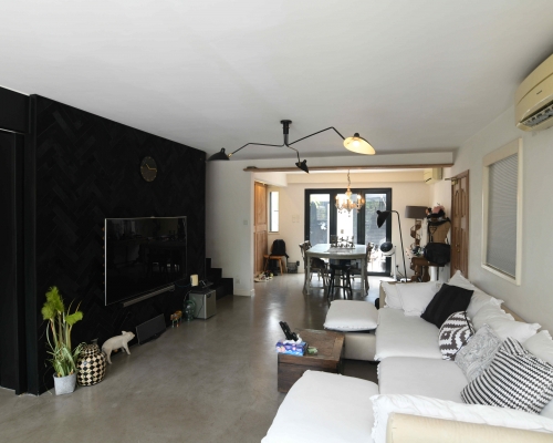 錦綉花園紫荊南路單號屋，實用面積約1035方呎。