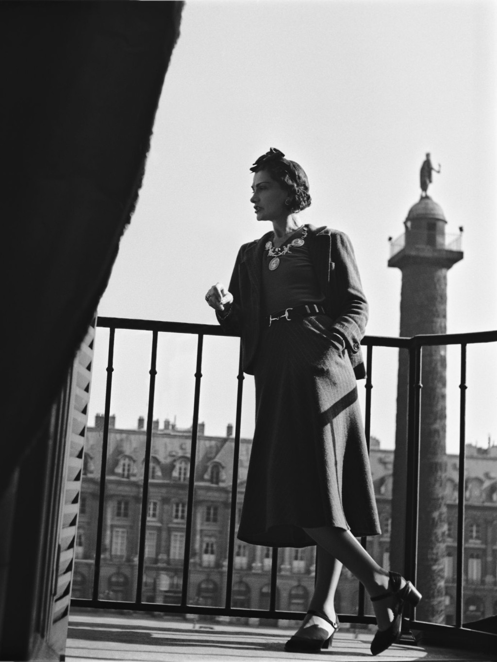 1932年，Gabrielle Chanel 创造出史上首个顶级珠宝系列《Bijoux de Diamants》。