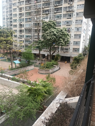 有近40年樓齡的元朗朗屏邨。(圖片:google map截圖) 有近40年樓齡的元朗朗屏邨。(圖片:google map截圖)
