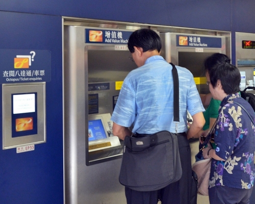 港鐵去年加價3.3%。資料圖片