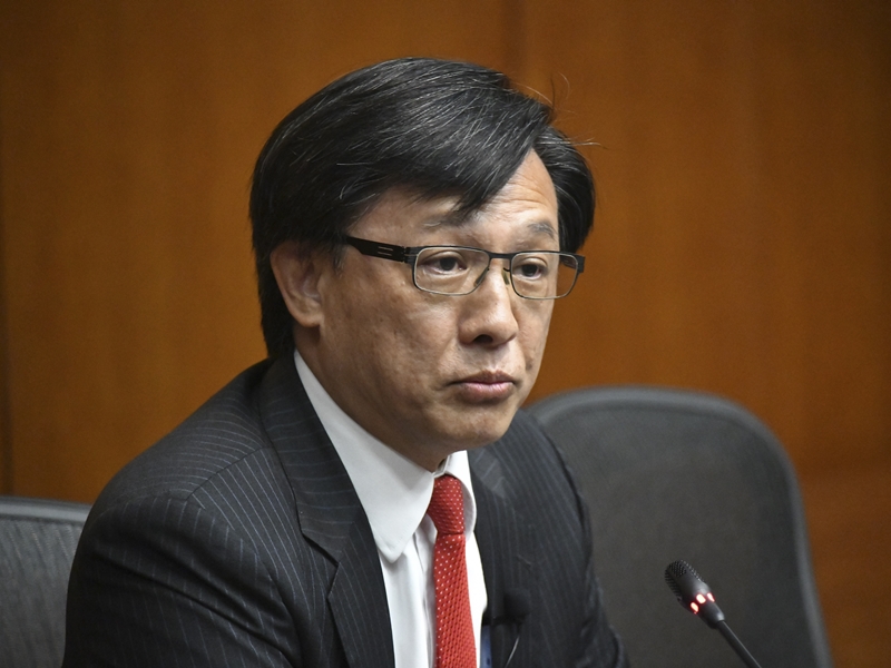 何君堯受傷送院。資料圖片