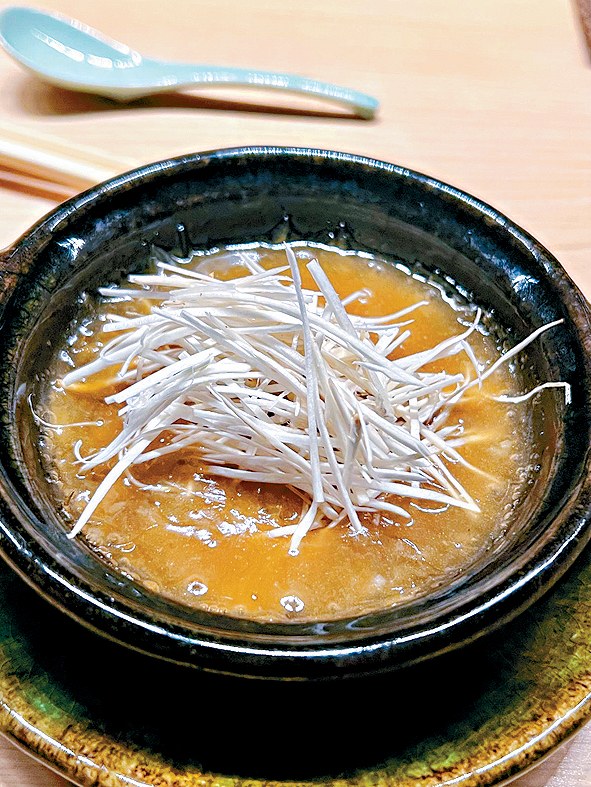 西班牙火腿高汤鱼翅 西班牙火腿高汤鱼翅