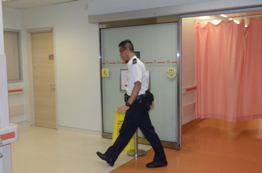 女子送往醫院搶救不治。
