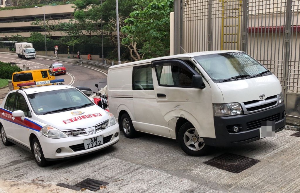 警方到場調查。楊偉亨攝