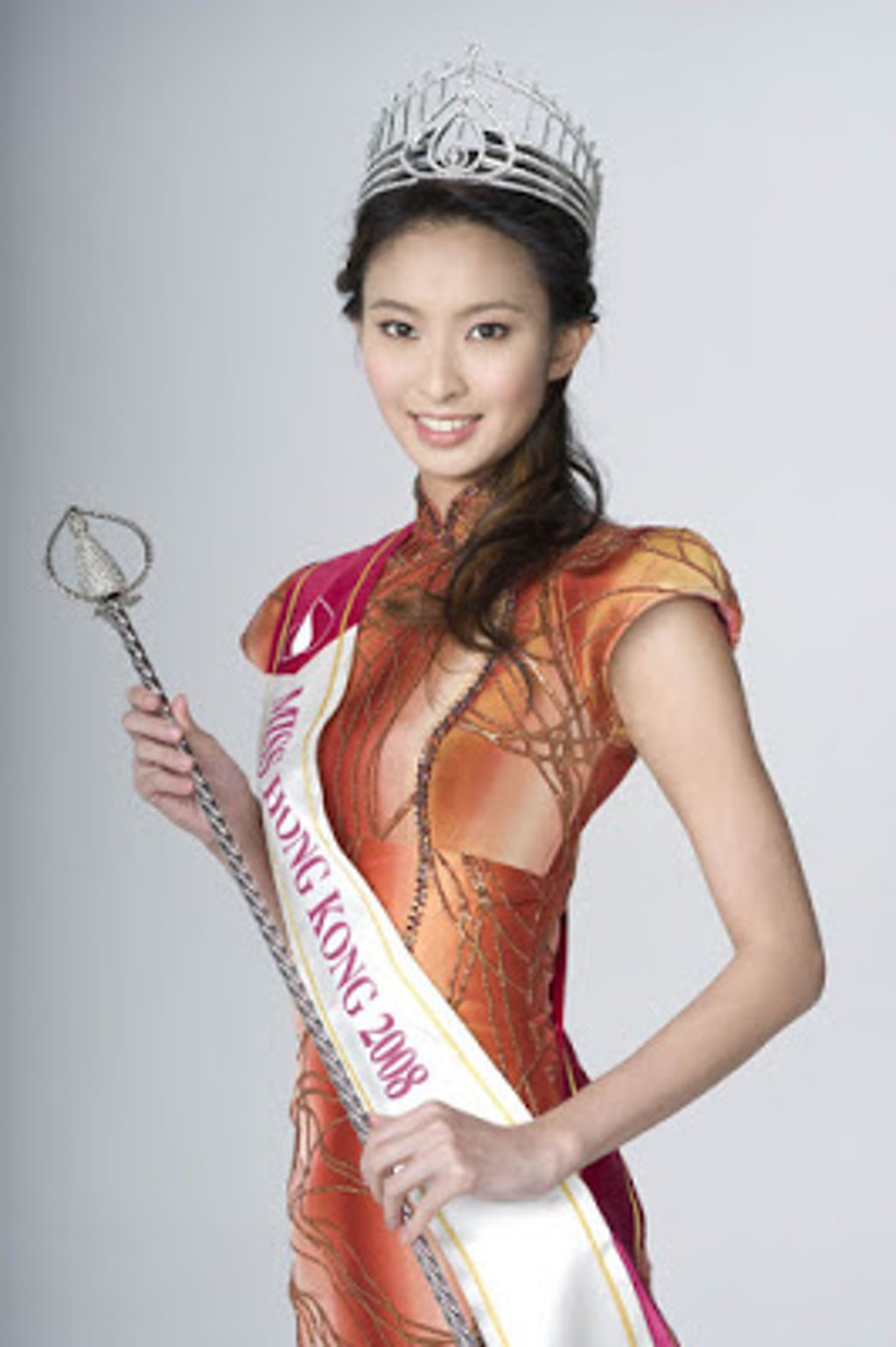 張舒雅是2008年香港小姐冠軍。