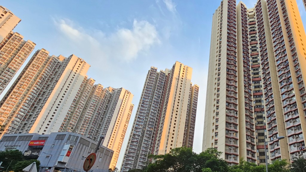 蓝田平田邨43岁女猝死家中 死因待查