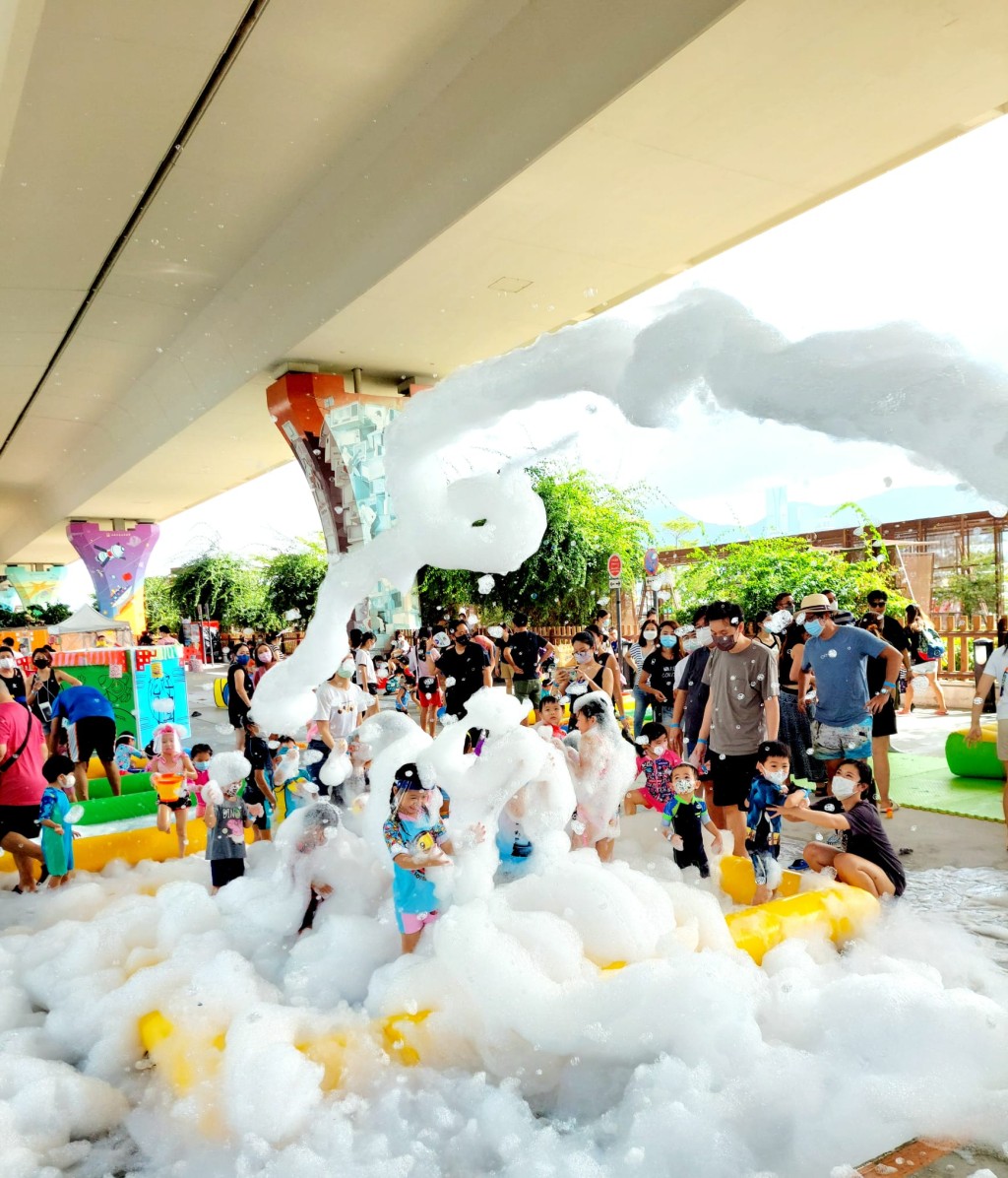親子好去處2024︳觀塘海濱夏日泡泡嘉年華6月底登場(圖片來源:Go Carnival Hong Kong) 親子好去處2024︳觀塘海濱夏日泡泡嘉年華6月底登場(圖片來源:Go Carnival Hong Kong)