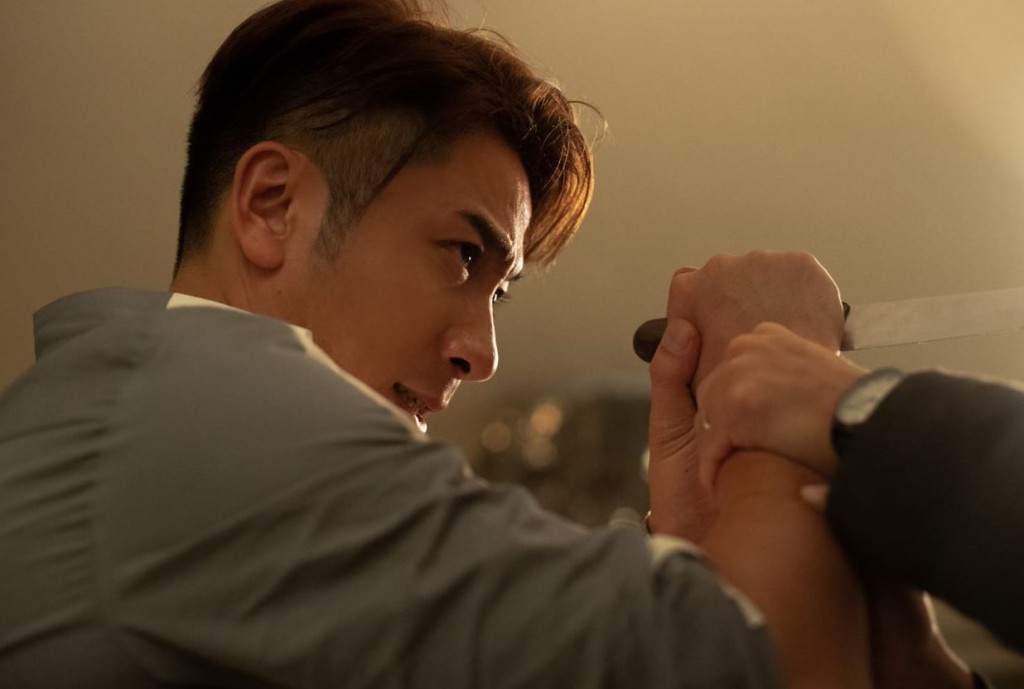 一向拍開不少飛虎題材劇集，Ron演出動作場面不算困難。