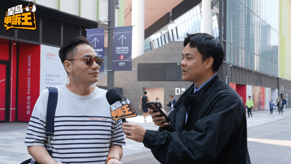 胡先生答到啟德主場館具可開合頂蓋及有5萬個座位。 胡先生答到啟德主場館具可開合頂蓋及有5萬個座位。