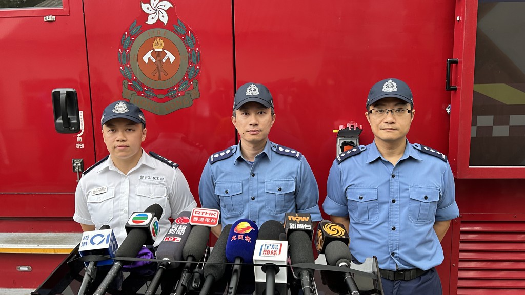 消防處交代火警情況。蔡楚輝攝