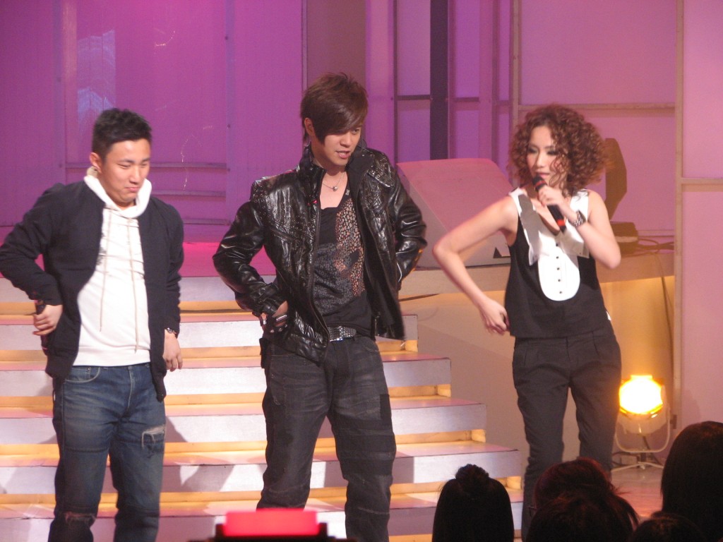 胡蓓蔚曾主持《勁歌金曲》。