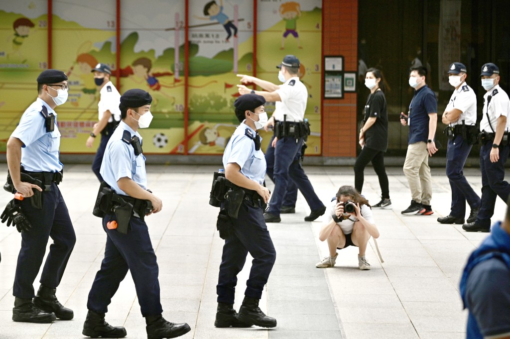 警方在選舉日大舉出動，另一個目標是進行演練，為大型活動逐步復常做準備。資料圖片