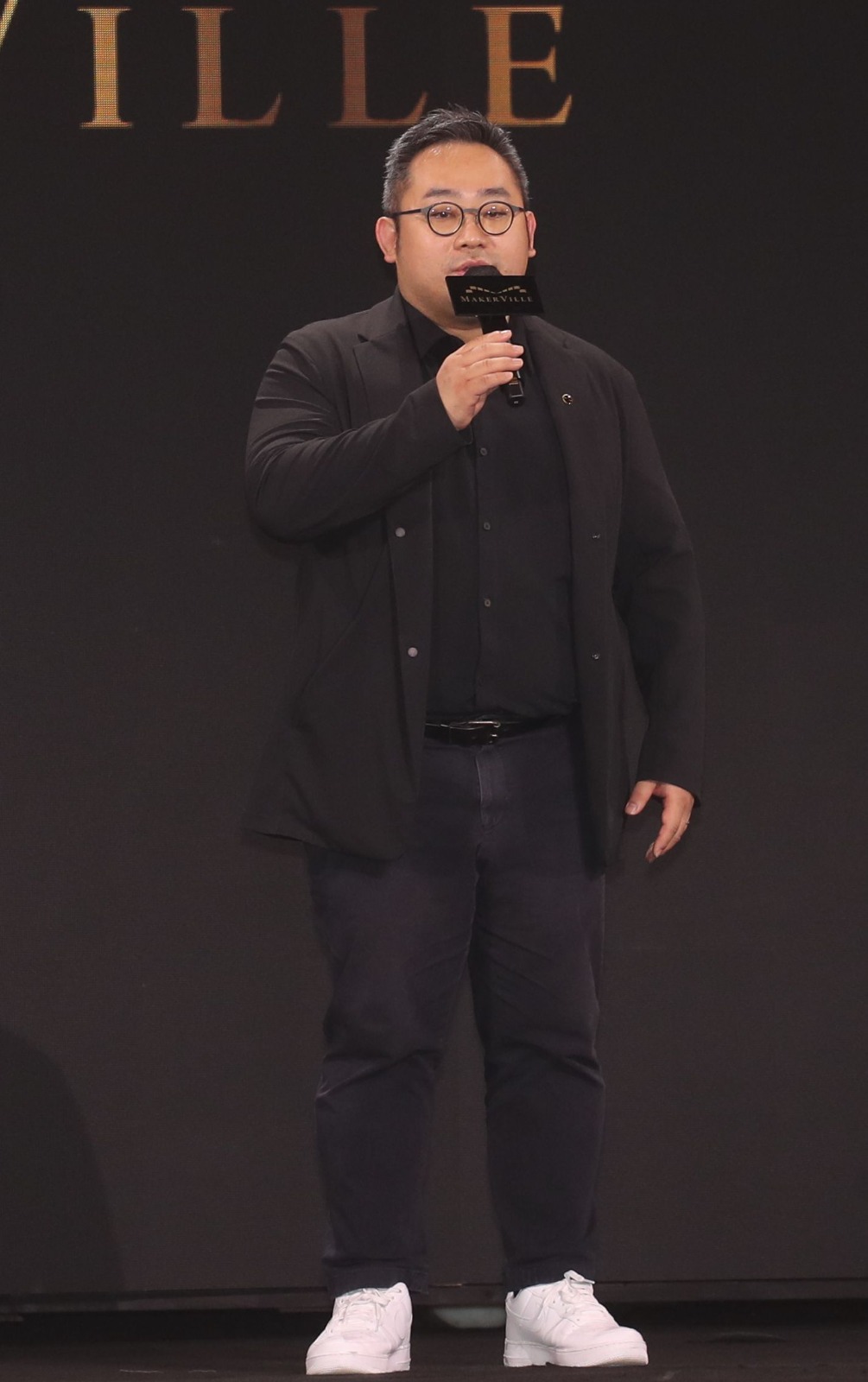 魯庭暉即日離任MakerVille行政總裁。 魯庭暉即日離任MakerVille行政總裁。