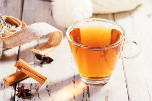 百合麥冬茶尤其適合咳嗽少痰，口乾咽燥，大便不通者飲用。