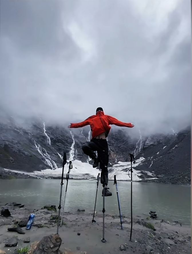 考公四连败后，向一丁到六国17城旅游散心。抖音