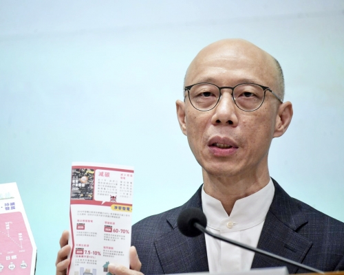 黃錦星指，會就電價與兩間電力公司做5年檢討。資料圖片
