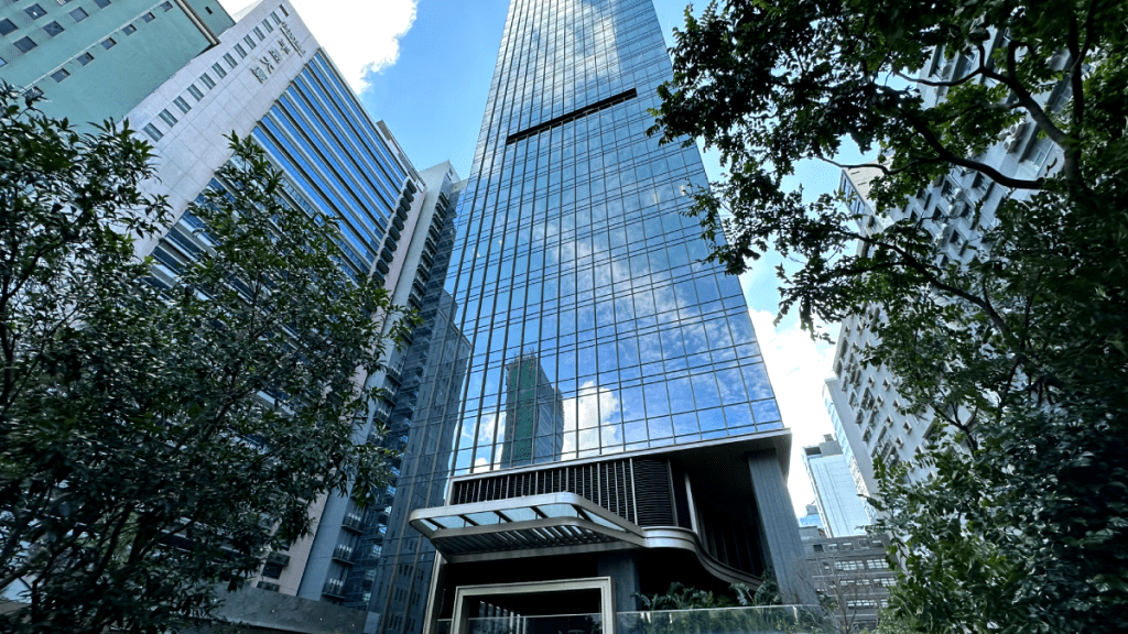 甲廈連續6月錄正淨吸納 仲量聯行:上月錄14.3萬方呎