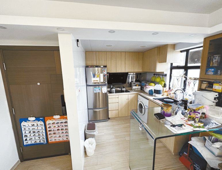 廚房為開放式設計，有助有擴闊烹飪空間。