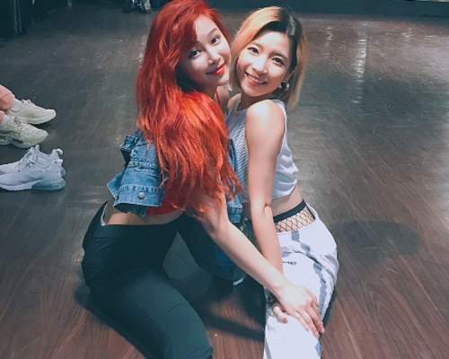 这种拉筋方法真系好另类！