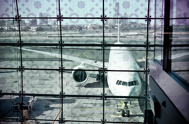 杜拜是中東重要城市，機場平日有許多乘客轉機。