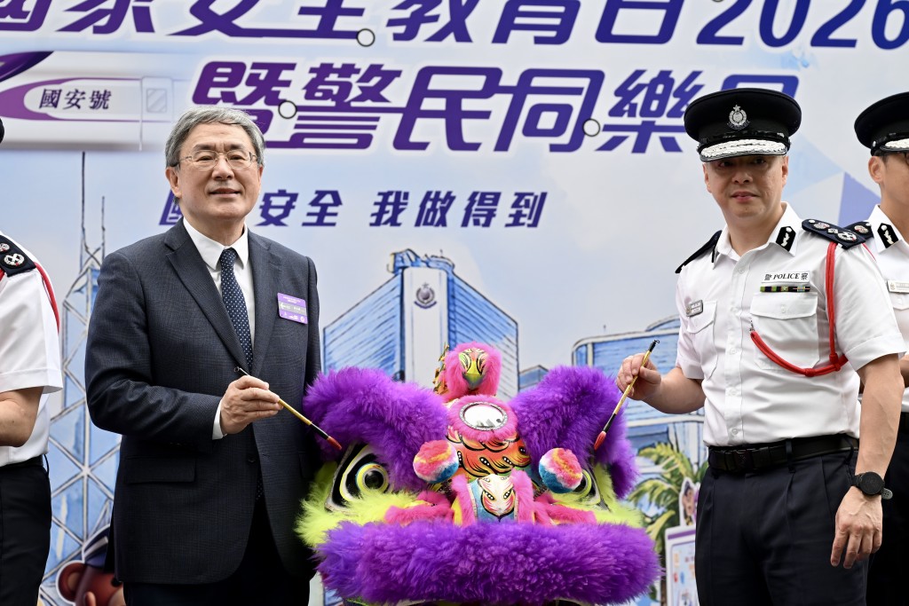 政務司司長卓永興與警務處處長周一鳴。劉駿軒攝 