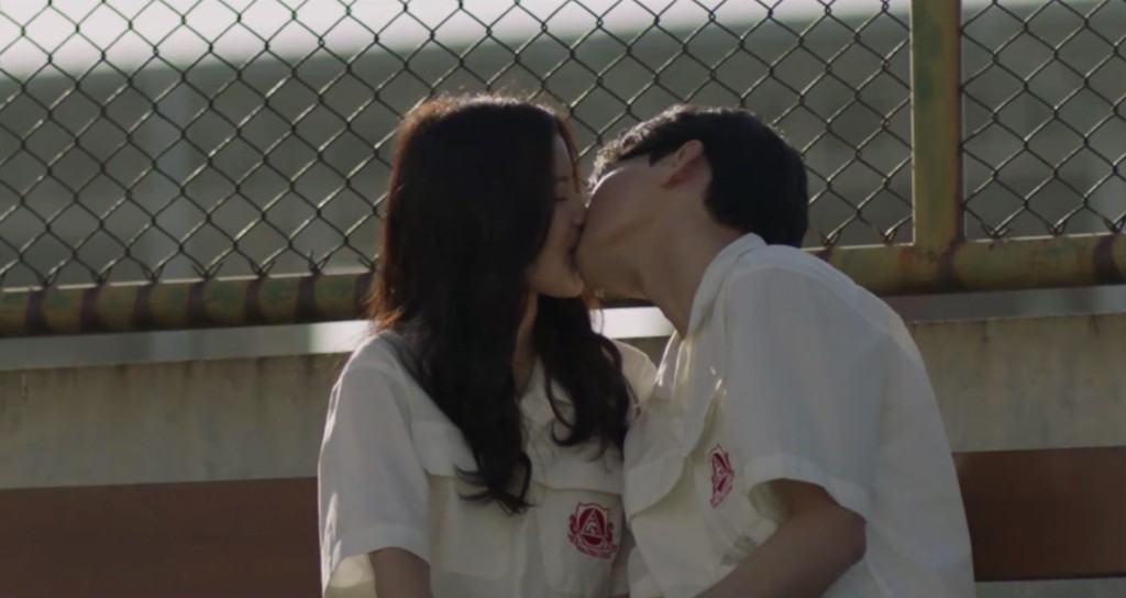 愛情戲份當然唔少得。