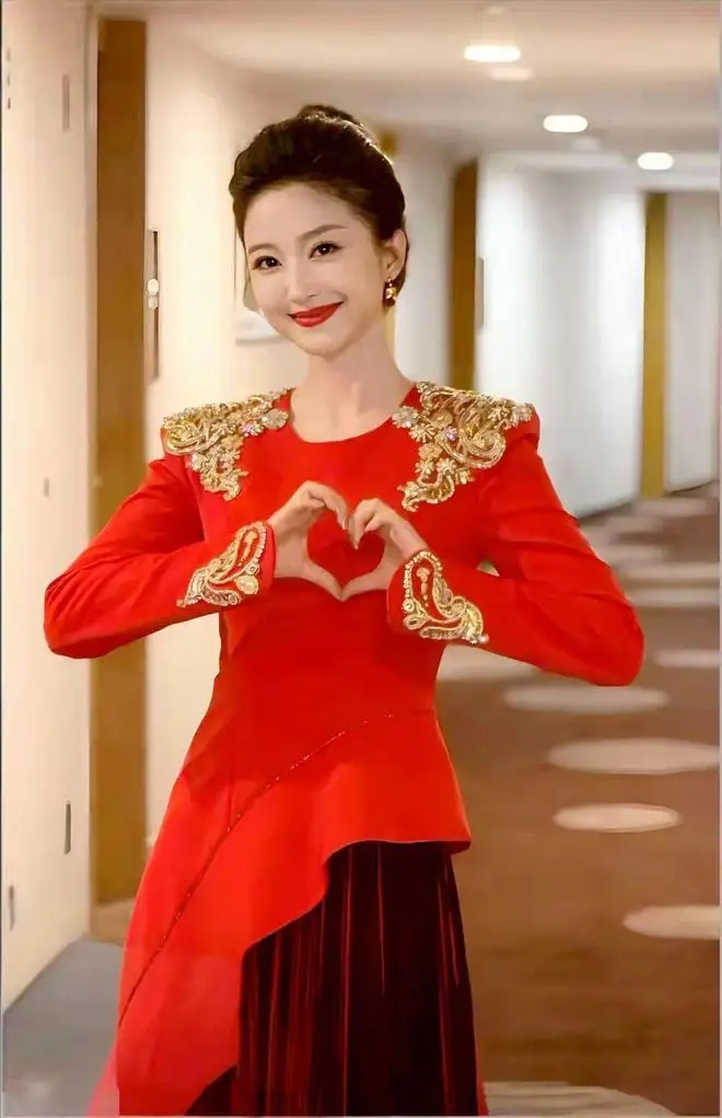 39歲美女主持劉心悅狂漲粉。 39歲美女主持劉心悅狂漲粉。