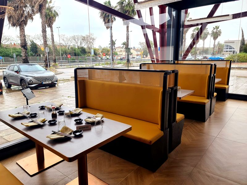 相關餐廳的內部照片。De Tapas con Chencho