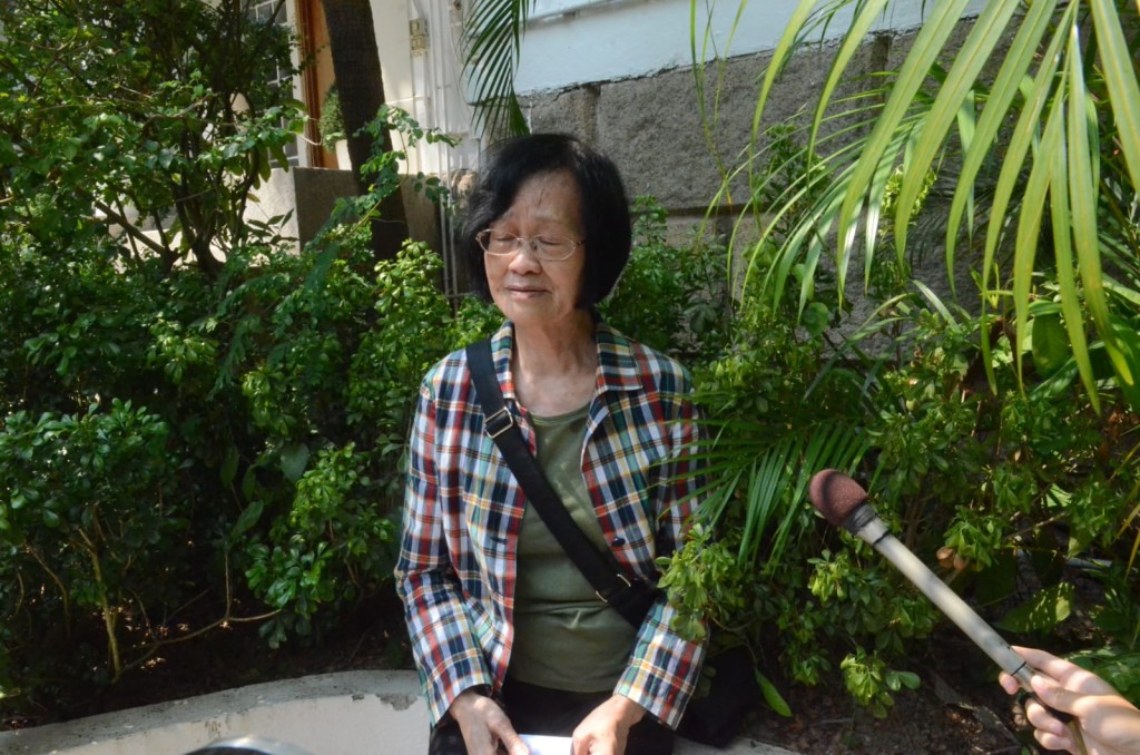該名女子自稱是黎智英二姐。