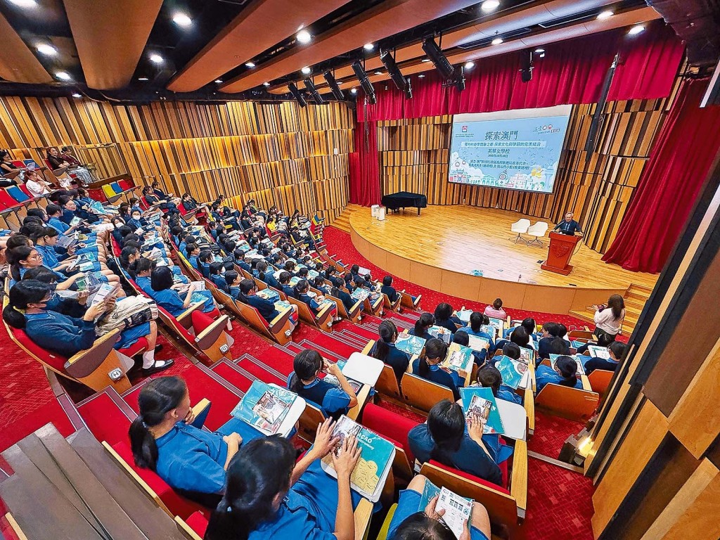本港中學及大專啟動「澳門『旅遊＋學習』學校巡迴演講」，學界反應熱烈。