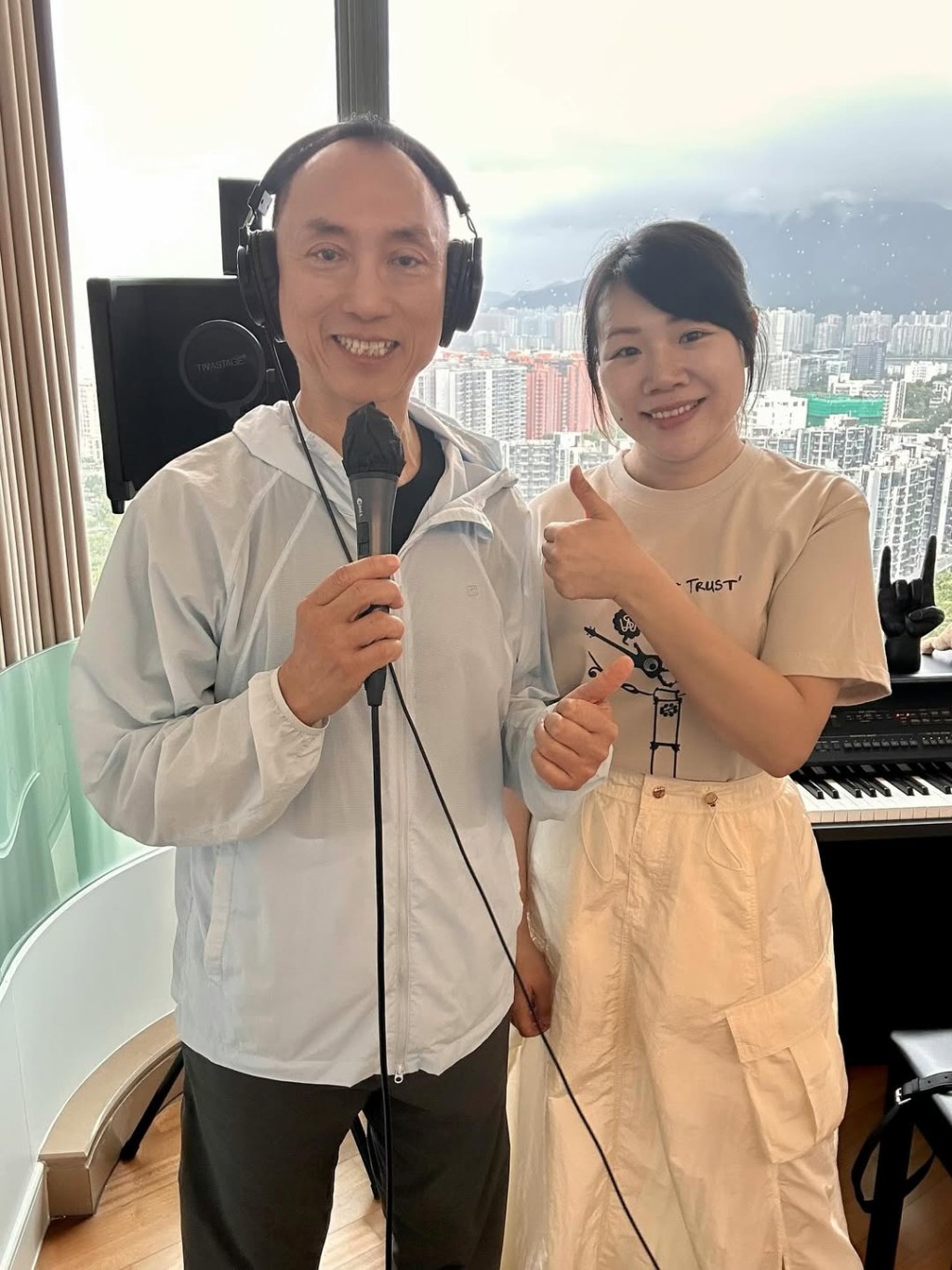 高晨維說：「即使黑雨、全港水浸，都無阻佢向著夢想前進的勇士！」