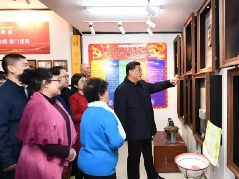 習近平向全國人民送上新春祝福。新華社