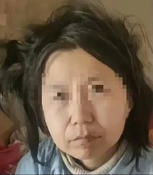 被发现时的卜某。