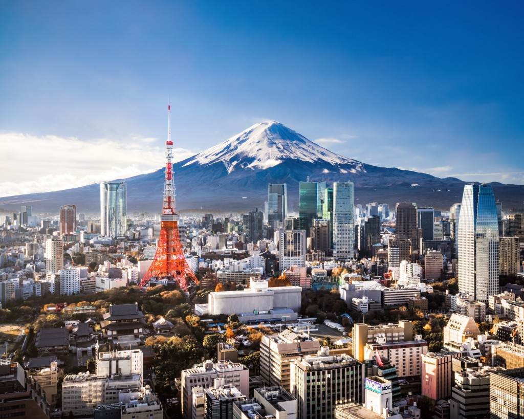 排名第五的東京在吸引力、安全性和互聯網速度等評核遙距工作適合度的關鍵因素上皆有着不俗的評價。日本最近還推出了全新的數碼遊牧簽證以吸引遙距工作者。