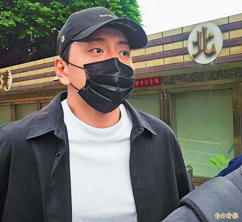 王大陸就閃兵案首次出庭，全程僅11分鐘。